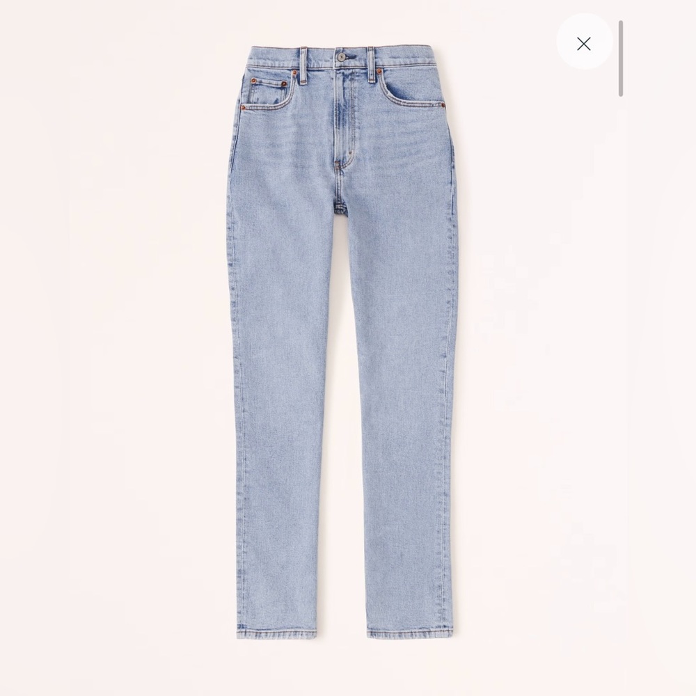 Curve Love Ultra High Rise 90s Slim Straight Jean NWOT!!!! Never Worn